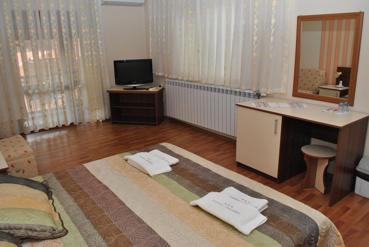 Family Hotel Gradina Ognyanovo  Exterior photo